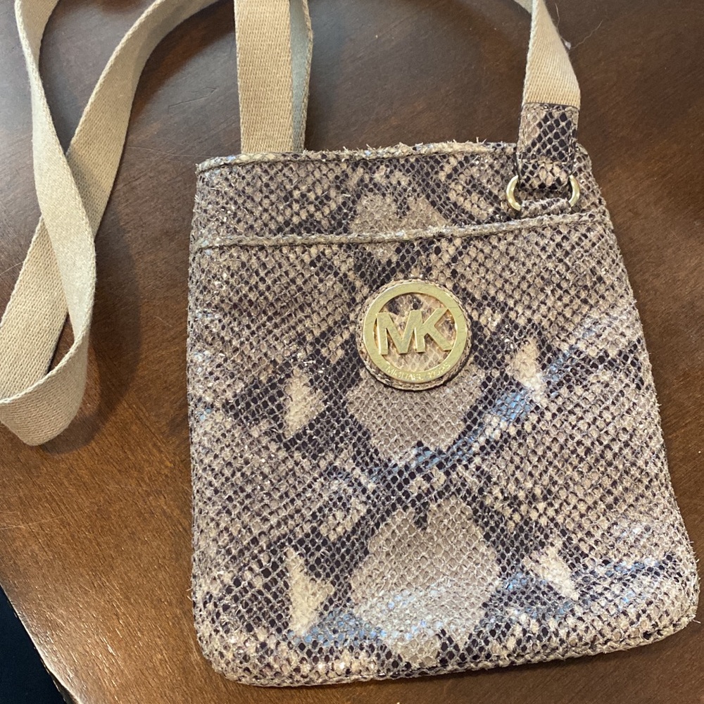 Michael Kors Satchel Snake skin pattern
